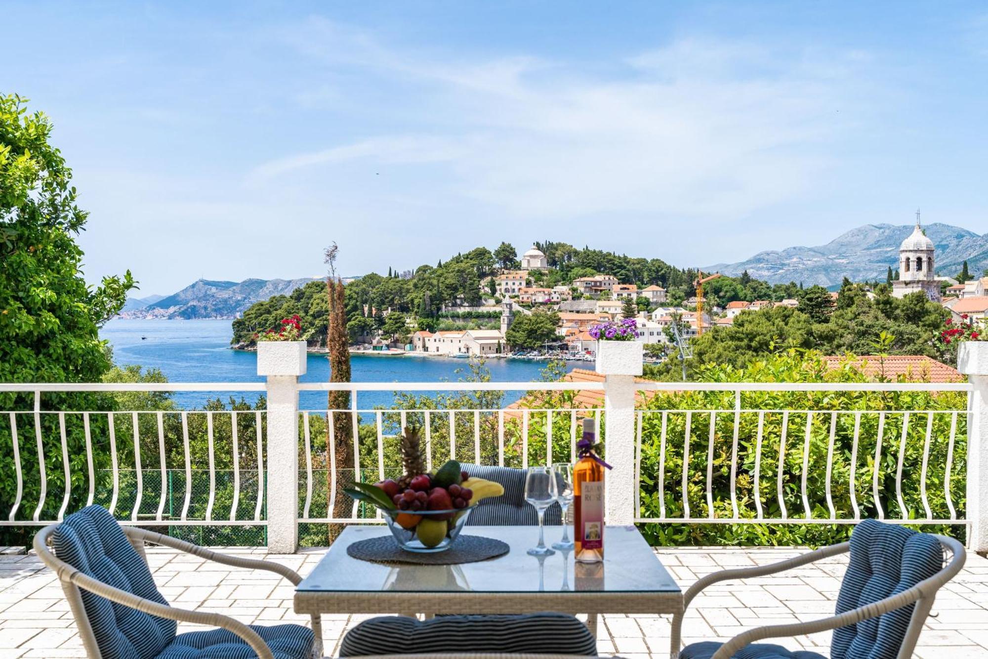Guest house & Mara & Petrunjela Cavtat